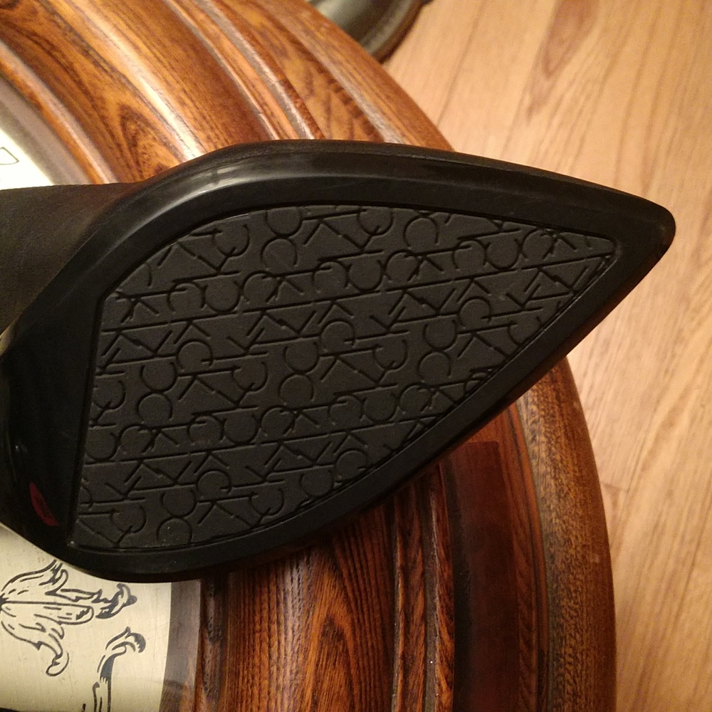 Calvin Klein shoes - Picture 9 of 12